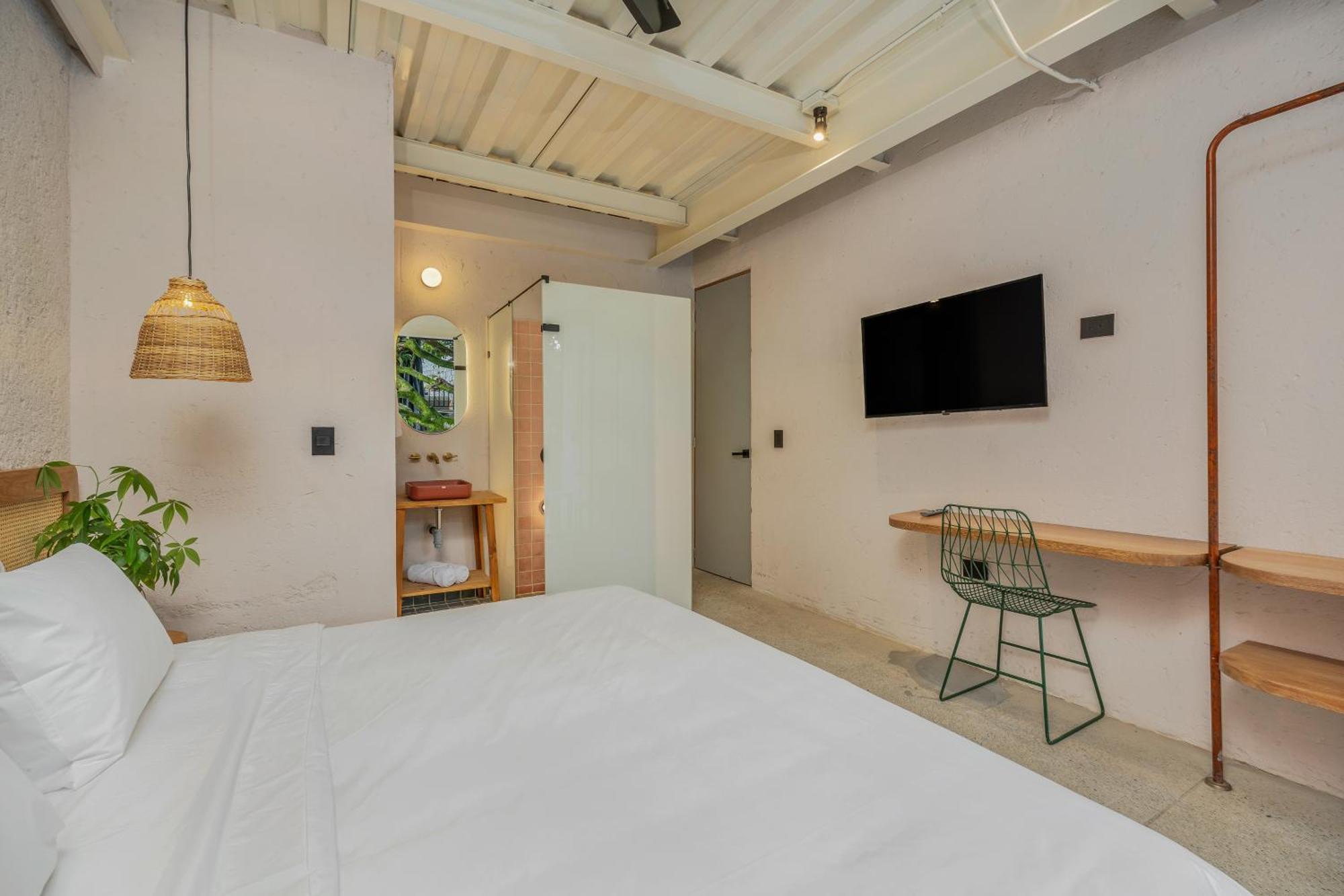Botanica Casa Hotel Manila By Housy Host 麦德林 外观 照片