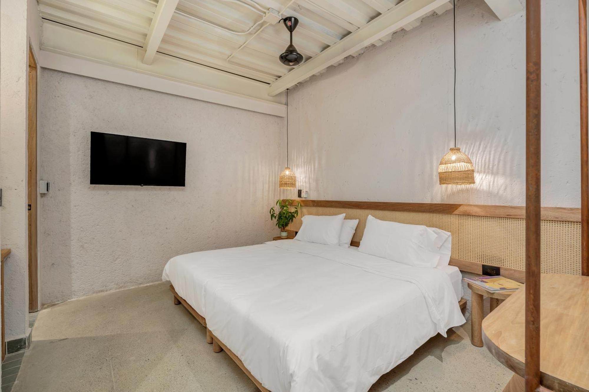Botanica Casa Hotel Manila By Housy Host 麦德林 外观 照片