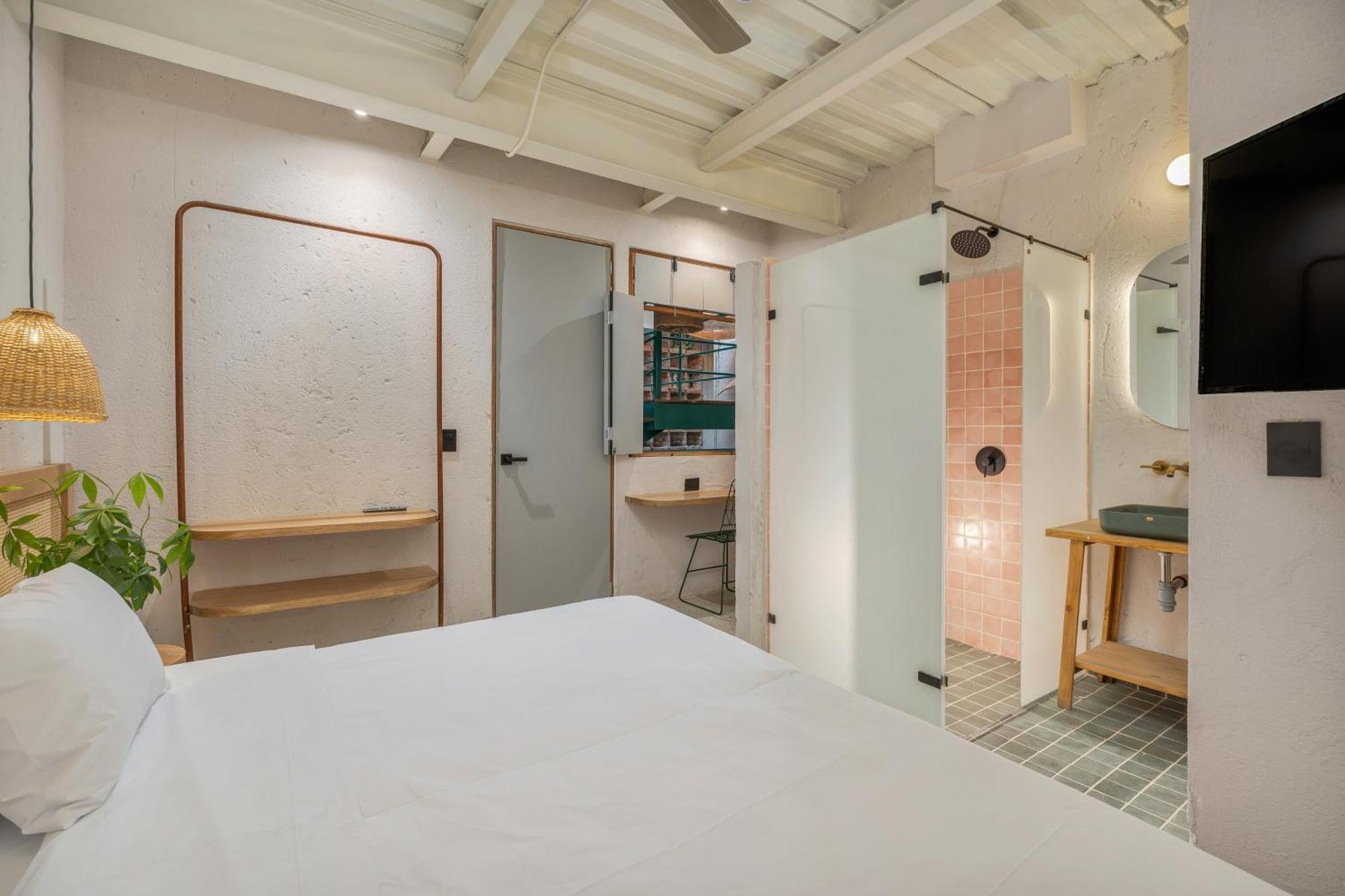 Botanica Casa Hotel Manila By Housy Host 麦德林 外观 照片