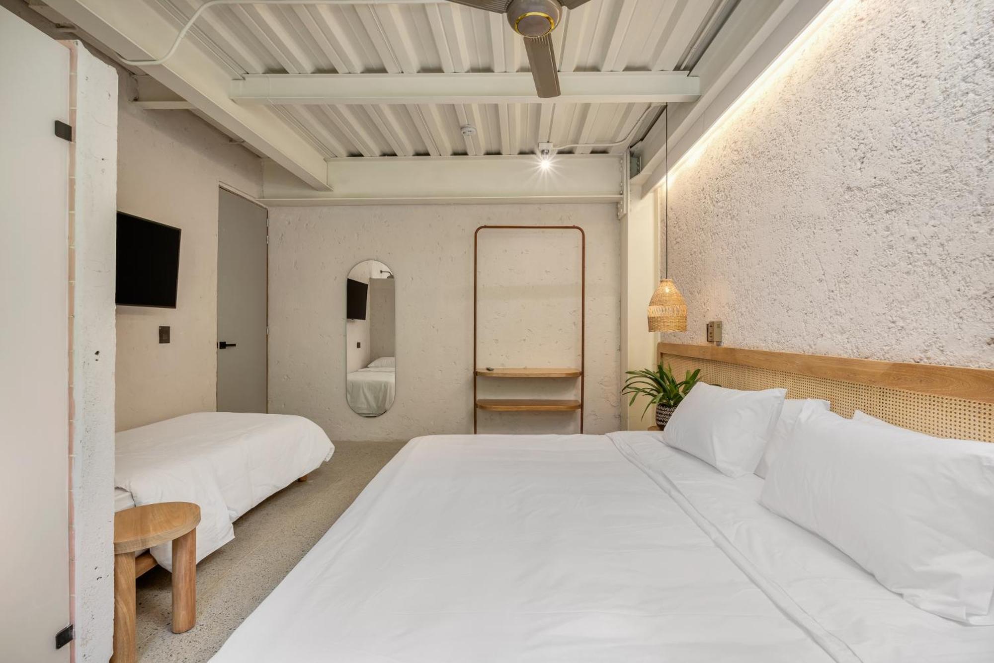 Botanica Casa Hotel Manila By Housy Host 麦德林 外观 照片